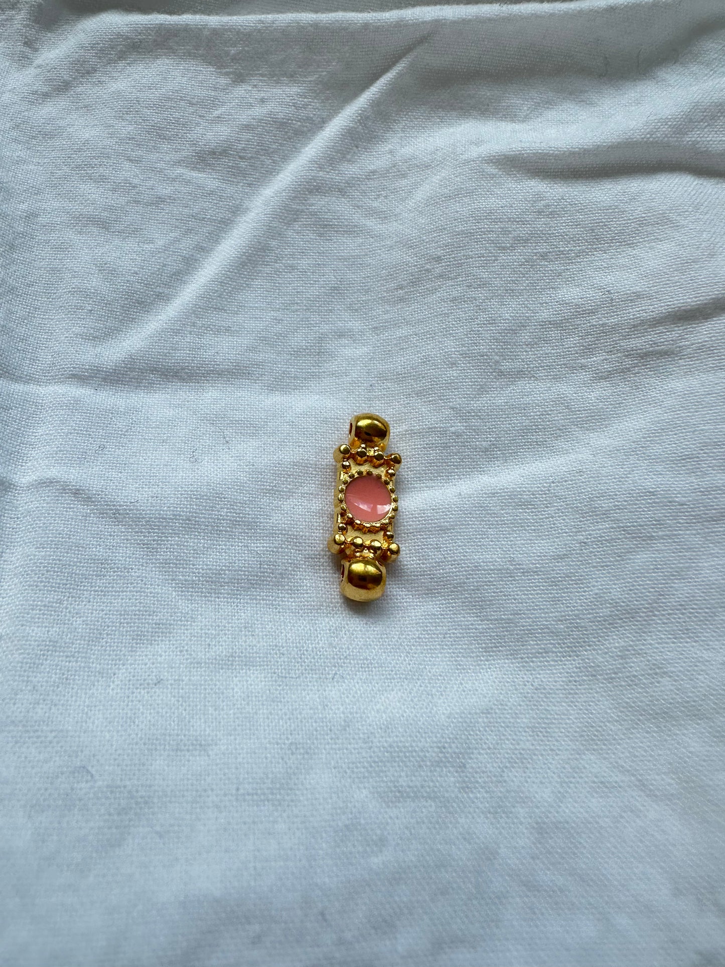 Pendentif rose pâle